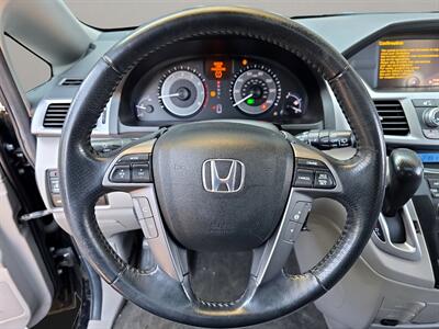 2012 Honda Odyssey Touring   - Photo 10 - Lennox, CA 90304