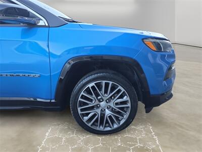 2022 Jeep Compass Limited   - Photo 13 - Lennox, CA 90304