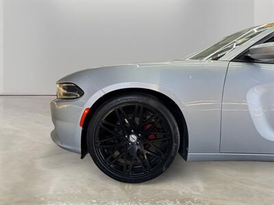 2019 Dodge Charger SXT - Photo 14 - Lennox, CA 90304