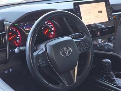 2022 Toyota Camry XSE   - Photo 16 - Lennox, CA 90304