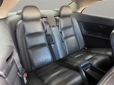 2011 Volvo C70 T5   - Photo 17 - Lennox, CA 90304