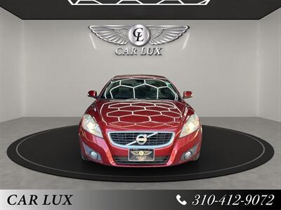 2011 Volvo C70 T5   - Photo 2 - Lennox, CA 90304