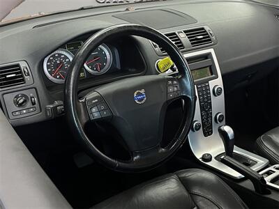 2011 Volvo C70 T5   - Photo 19 - Lennox, CA 90304