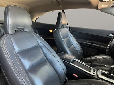 2011 Volvo C70 T5   - Photo 16 - Lennox, CA 90304