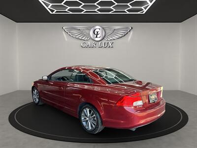 2011 Volvo C70 T5   - Photo 5 - Lennox, CA 90304