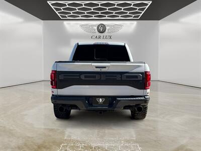 2020 Ford F-150 Raptor   - Photo 4 - Lennox, CA 90304
