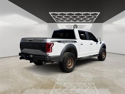 2020 Ford F-150 Raptor   - Photo 5 - Lennox, CA 90304