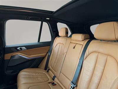 2019 BMW X5 xDrive50i  M SPORT - Photo 13 - Lennox, CA 90304