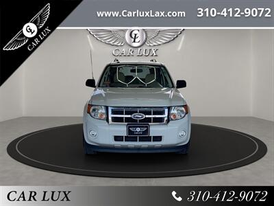 2011 Ford Escape XLT   - Photo 2 - Lennox, CA 90304