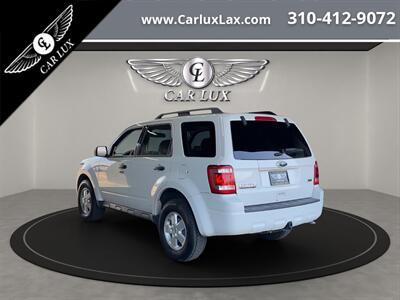 2011 Ford Escape XLT   - Photo 5 - Lennox, CA 90304