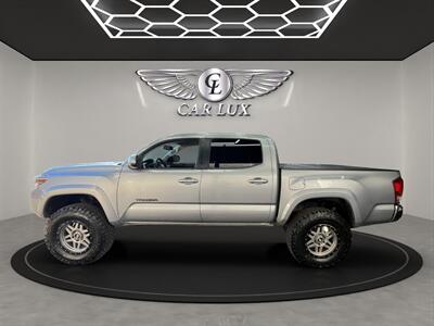 2017 Toyota Tacoma SR5 V6   - Photo 4 - Lennox, CA 90304