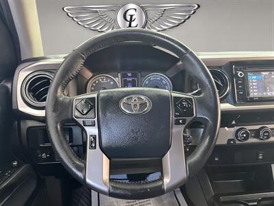 2017 Toyota Tacoma SR5 V6   - Photo 7 - Lennox, CA 90304
