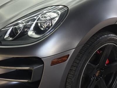 2015 Porsche Macan Turbo   - Photo 36 - Lennox, CA 90304