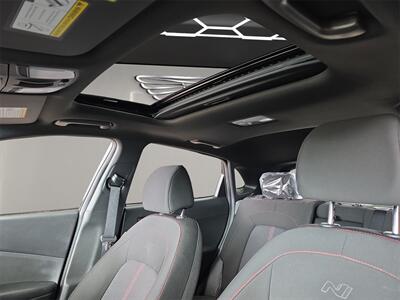 2022 Hyundai KONA N Line - Photo 20 - Lennox, CA 90304
