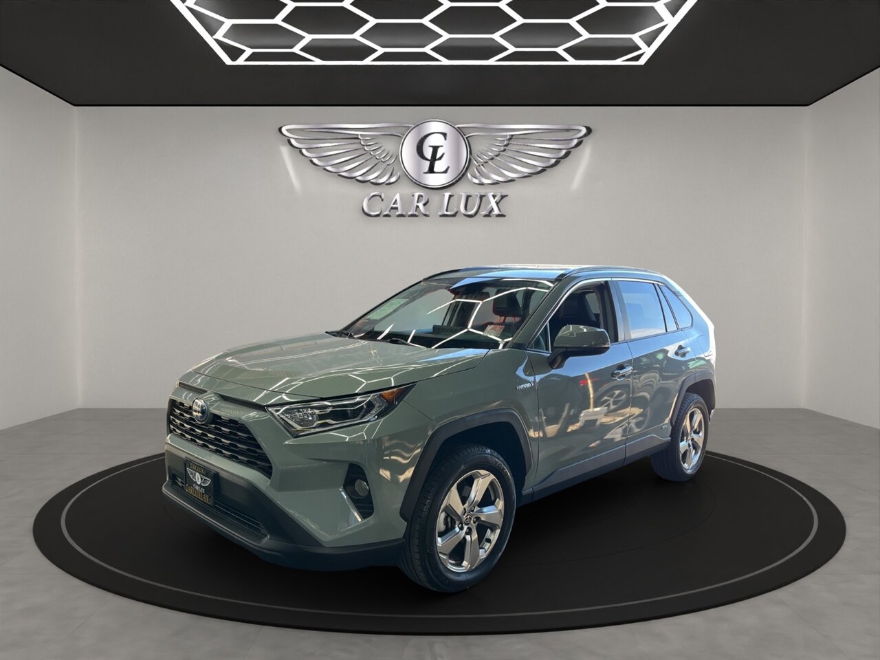 2021 Toyota RAV4 Hybrid XLE Premium photo 3