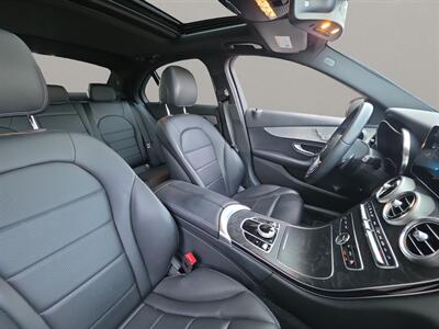 2019 Mercedes-Benz C 300   - Photo 18 - Lennox, CA 90304