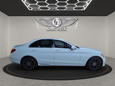 2019 Mercedes-Benz C 300   - Photo 8 - Lennox, CA 90304