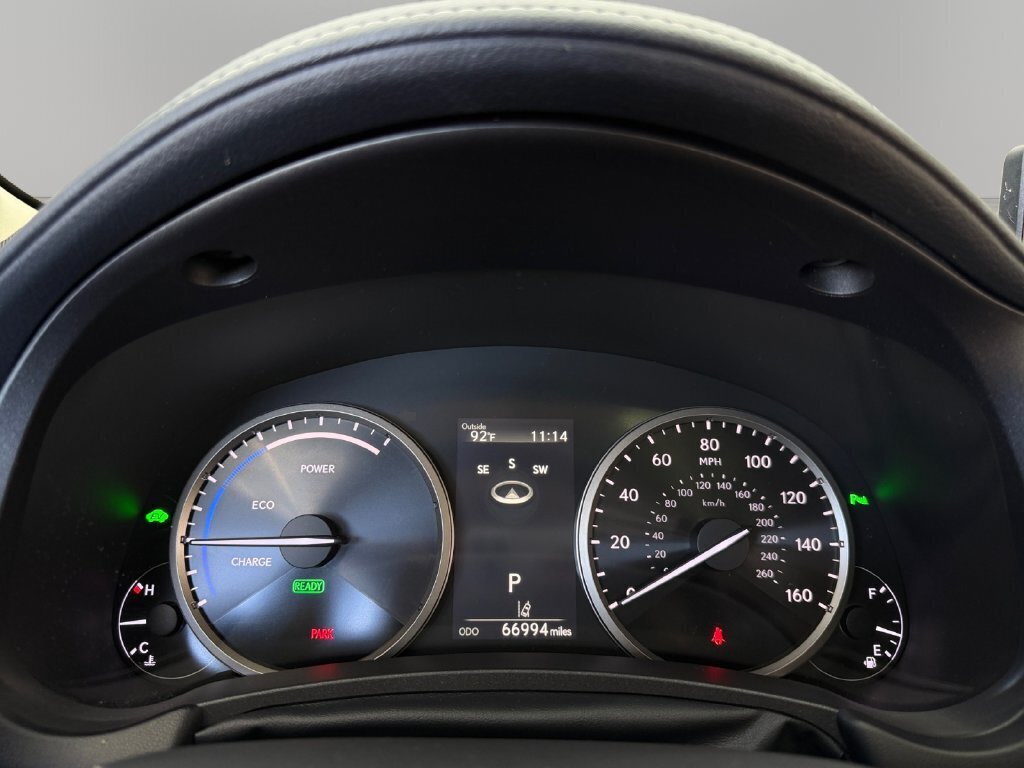 2021 Lexus NX 300h 300h - Photo 19 - Lennox, CA 90304