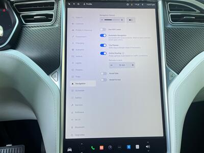 2017 Tesla Model X 90D   - Photo 31 - Lennox, CA 90304