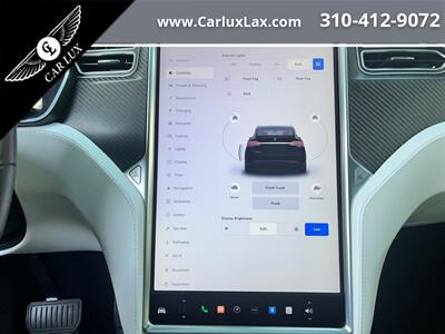 2017 Tesla Model X 90D   - Photo 22 - Lennox, CA 90304