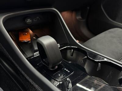 2023 Volvo XC40 Recharge Twin Plus - Photo 23 - Lennox, CA 90304