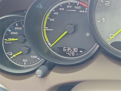 2017 Porsche Cayenne S Platinum Edition   - Photo 26 - Lennox, CA 90304