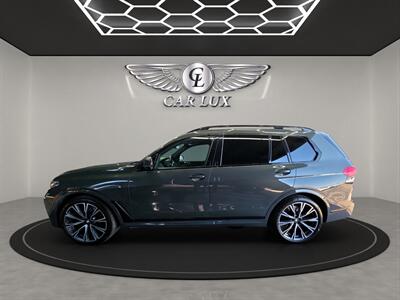 2022 BMW X7 M50i   - Photo 4 - Lennox, CA 90304