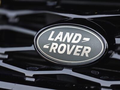 2016 Land Rover Range Rover Sport 5.0L V8 Supercharged SVR   - Photo 38 - Lennox, CA 90304
