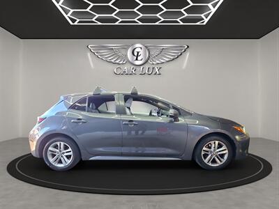 2021 Toyota Corolla Hatchback SE   - Photo 8 - Lennox, CA 90304