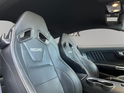 2022 Ford Mustang GT Premium   - Photo 14 - Lennox, CA 90304