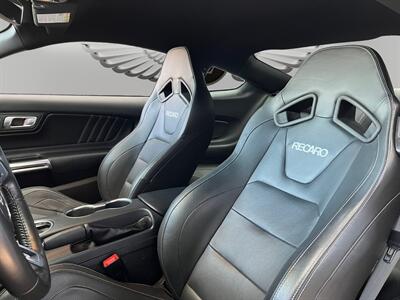 2022 Ford Mustang GT Premium   - Photo 9 - Lennox, CA 90304