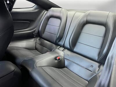 2022 Ford Mustang GT Premium   - Photo 13 - Lennox, CA 90304