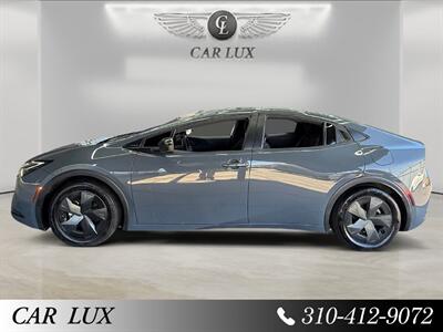 2024 Toyota Prius LE   - Photo 2 - Lennox, CA 90304
