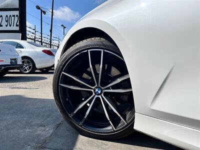 2022 BMW 330i  M SPORT - Photo 4 - Lennox, CA 90304