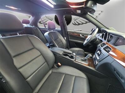 2014 Mercedes-Benz C 250   - Photo 13 - Lennox, CA 90304