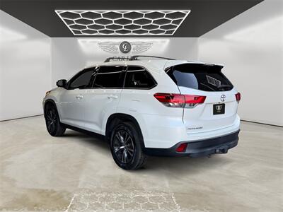 2019 Toyota Highlander LE - Photo 3 - Lennox, CA 90304