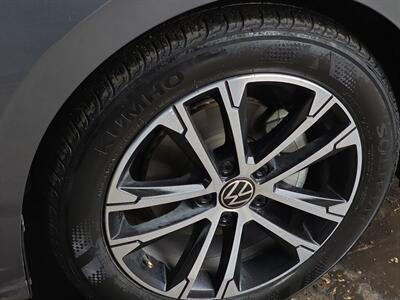 2024 Volkswagen Jetta 1.5T Sport   - Photo 19 - Lennox, CA 90304