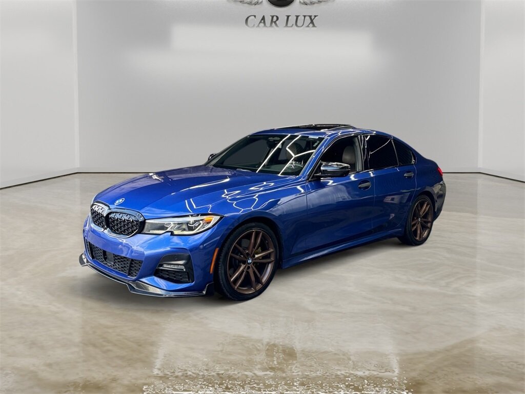 2019 BMW 3 Series 330i's photo