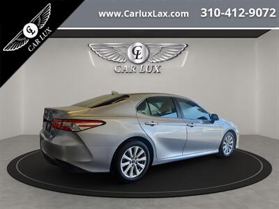 2020 Toyota Camry LE   - Photo 7 - Lennox, CA 90304