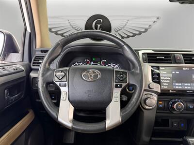2022 Toyota 4Runner SR5 Premium   - Photo 12 - Lennox, CA 90304