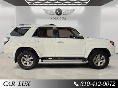 2022 Toyota 4Runner SR5 Premium   - Photo 6 - Lennox, CA 90304
