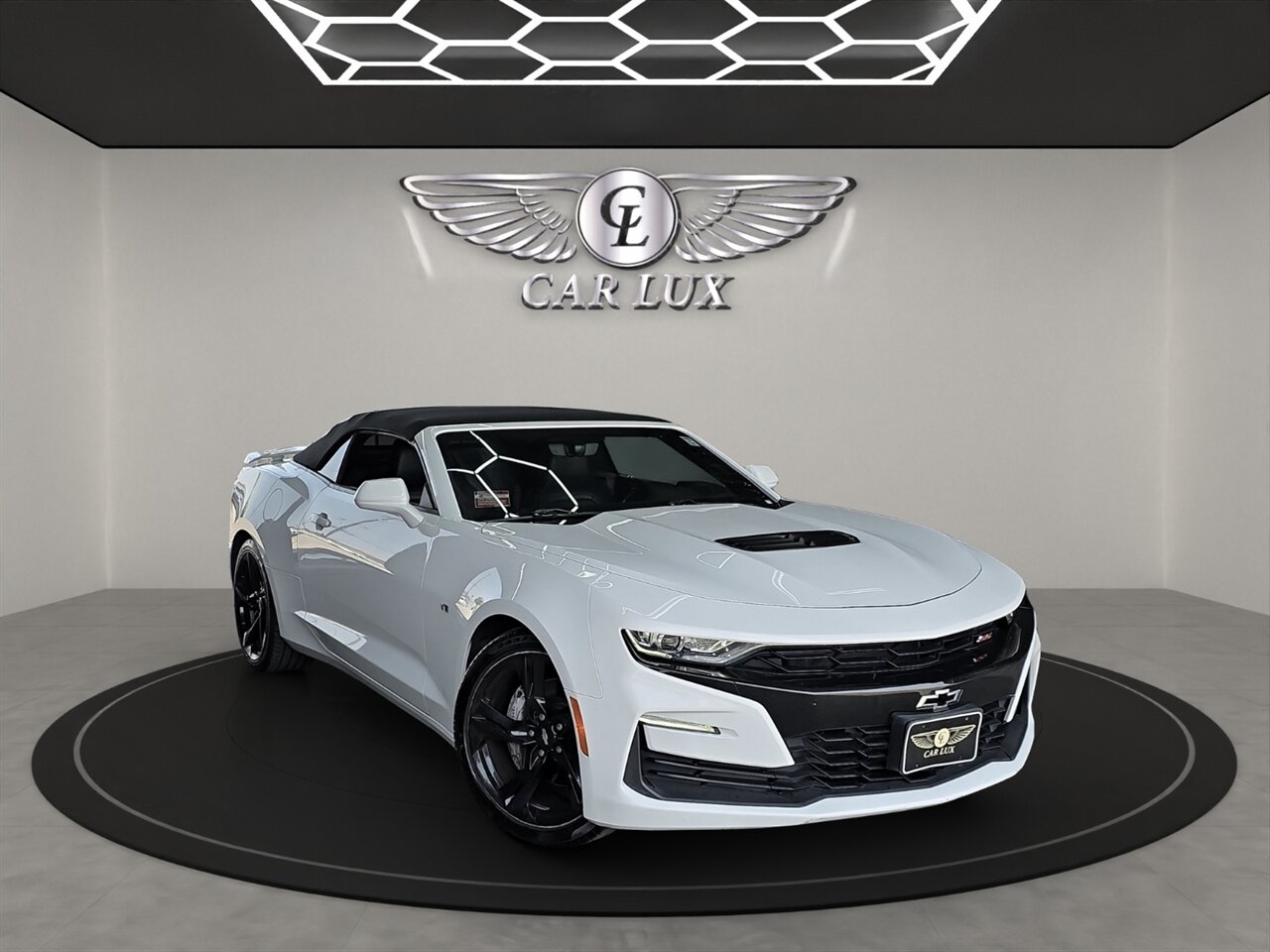 2019 Chevrolet Camaro SS 2SS - Photo 1 - Lennox, CA 90304