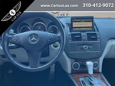 2011 Mercedes-Benz C 300 Sport   - Photo 14 - Lennox, CA 90304