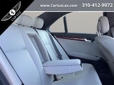 2011 Mercedes-Benz C 300 Sport   - Photo 18 - Lennox, CA 90304