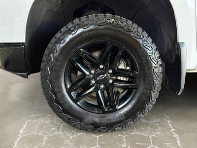 2025 Chevrolet Silverado 1500 Custom Trail Boss   - Photo 14 - Lennox, CA 90304