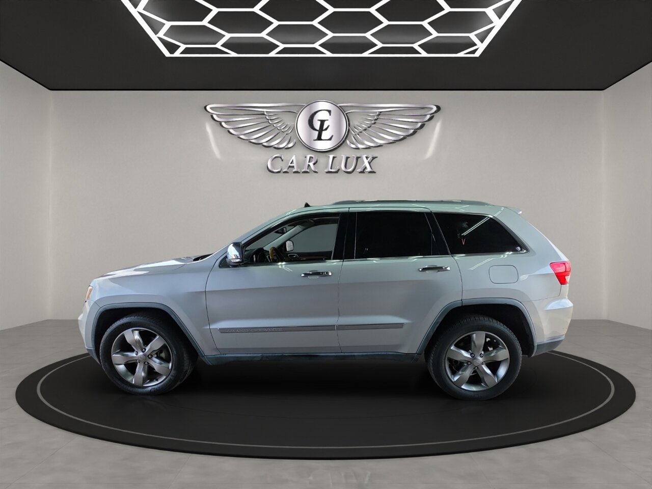 2012 Jeep Grand Cherokee Overland photo 4