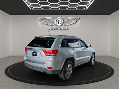 2012 Jeep Grand Cherokee Overland   - Photo 7 - Lennox, CA 90304