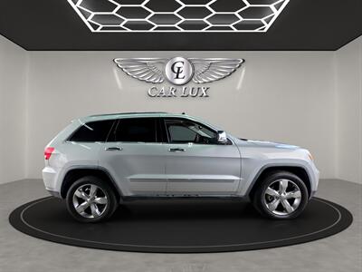 2012 Jeep Grand Cherokee Overland   - Photo 8 - Lennox, CA 90304