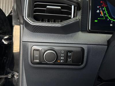 2024 Ford Mustang EcoBoost - Photo 19 - Lennox, CA 90304