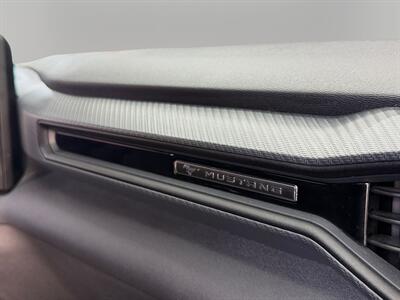 2024 Ford Mustang EcoBoost - Photo 18 - Lennox, CA 90304